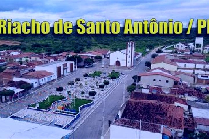 Ella, 20 — Escort in Riacho de Santo Antonio, Brazil