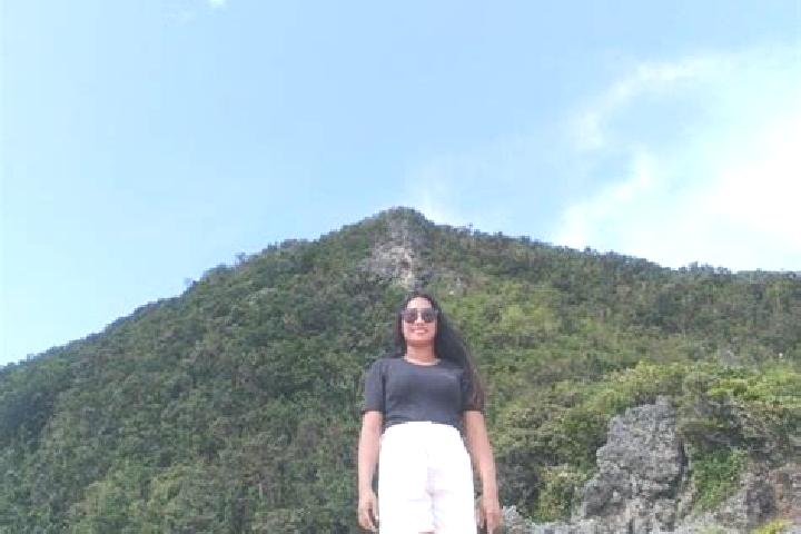 Ella, 20 — Escort in Santa Marcela, Philippines