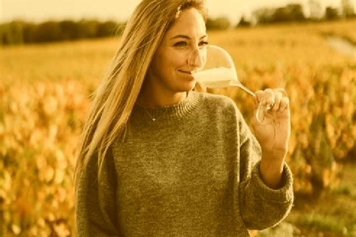 Ella, 20 — Escort in Villers-Marmery, France