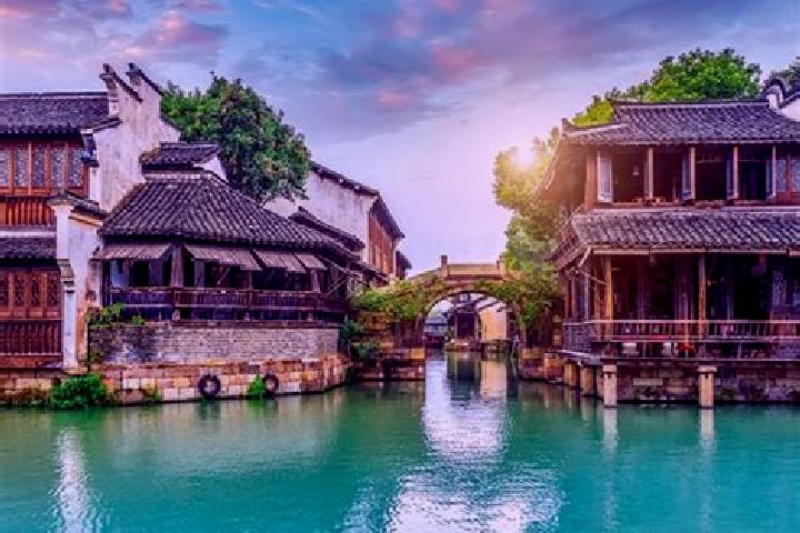 Ella, 20 — Escort in Wuzhen, China