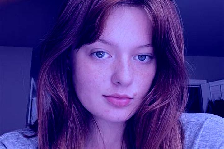 Ella, 21, a auburn amber-eyed mediterranean companion based in Gilley. Offering Couples, Prostate Massage, Tantra, Erotic Massage, Travel Companion. Availabl...