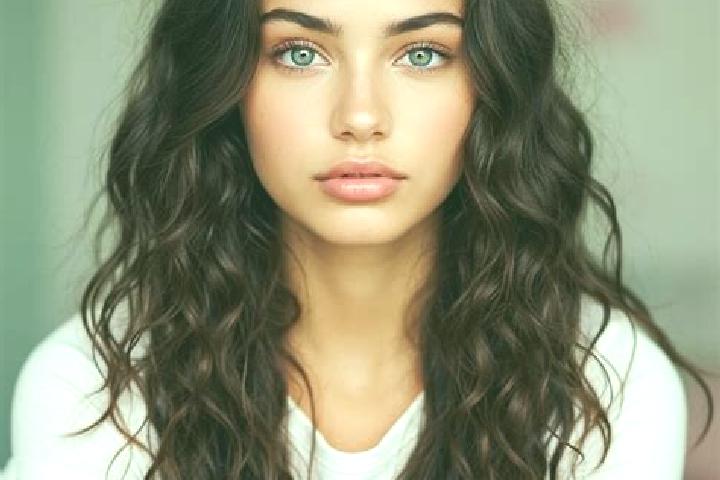 Ella, 21, a auburn amber-eyed mediterranean companion based in Universidad. Offering Overnight, Domination, Roleplay, Couples. Available for incall and outca...
