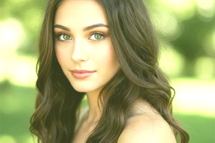 Ella, 21, a brunette hazel-eyed caucasian companion based in Dorrington. Offering Couples, Striptease, Roleplay, Travel Companion, Deep French Kissing. Avail...