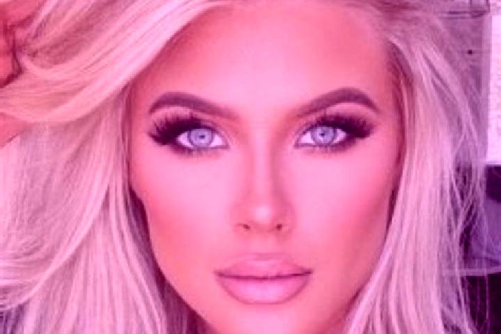 Ella, 21, a platinum blonde amber-eyed mediterranean companion based in Zerarda. Offering Couples, Dinner Date. Available for incall and outcall, day and eve...
