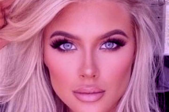 Ella, 21, a platinum blonde blue-eyed ebony companion based in Olimpia. Offering Dinner Date, Striptease, Massage. Available for incall and outcall, day and ...