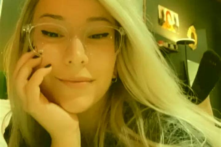 Ella, 21, a platinum blonde brown-eyed caribbean companion based in Robecchetto Con Induno. Offering 69, Party Girl, BDSM, Domination, Tantra. Available for ...