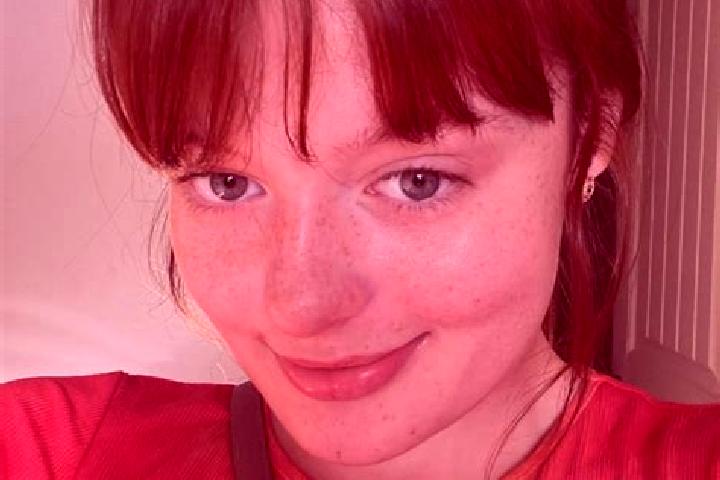 Ella, 21, a red brown-eyed caribbean companion based in Reform. Offering CIM, Duos, Travel Companion, Fetish. Available for incall and outcall, overnight boo...