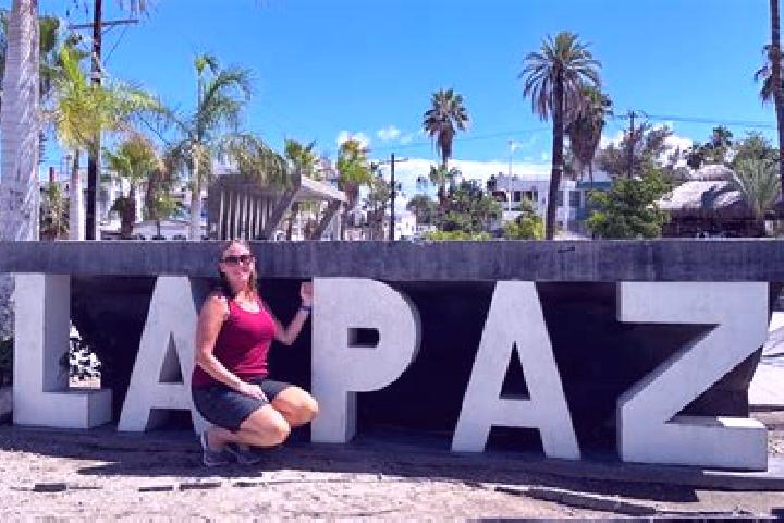 Ella, 21 — Escort in La Paz, Ecuador