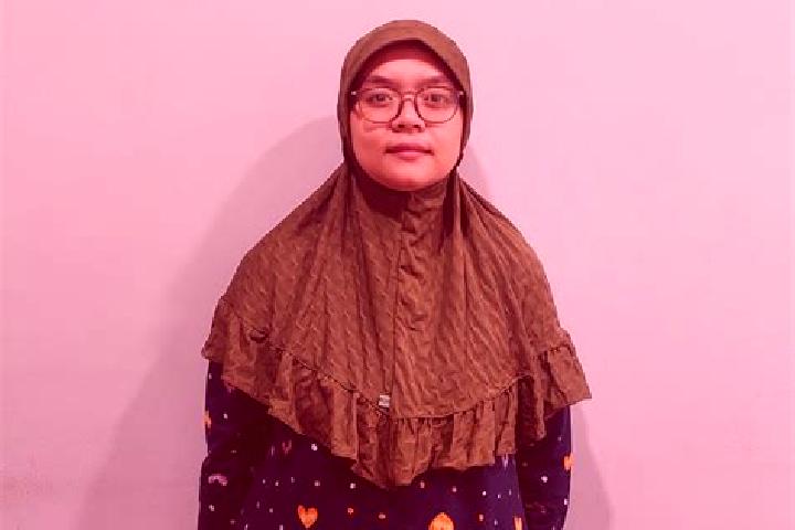 Ella, 21 — Escort in Mentoro Wetan, Indonesia