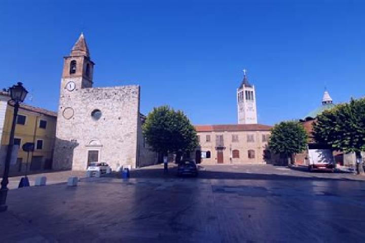Ella, 21 — Escort in Sant Egidio alla Vibrata, Italy