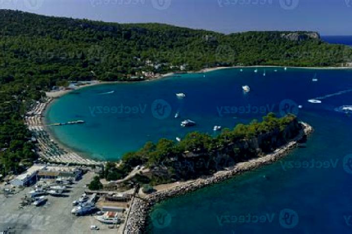 Ella, 21 — Escort in Sarikemer, Turkey