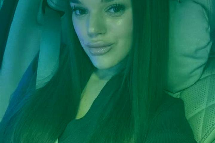 Ella, 21 — Escort in Verba, Ukraine