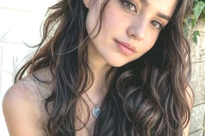 Ella, 22, a auburn hazel-eyed middle eastern companion based in Al Majma ah. Offering Fetish, Roleplay, OWO, Striptease, Domination. Available for incall and...