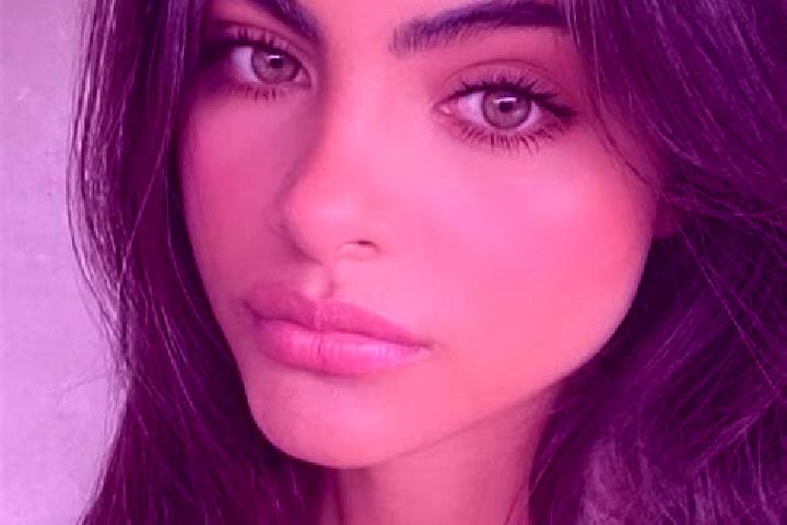 Ella, 22, a chestnut green-eyed indian companion based in Unlingen. Offering 69, Deep French Kissing, Domination. Available for incall and outcall, day and e...