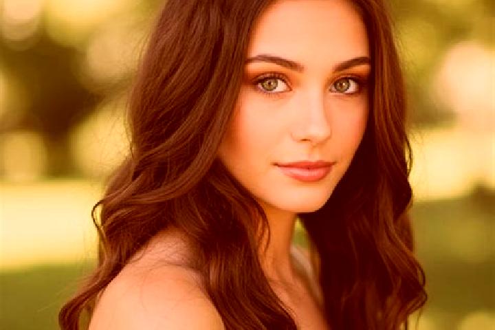 Ella, 22, a dark blonde hazel-eyed mediterranean companion based in Matinkylae. Offering Party Girl, CIM, Domination, Duos. Available for incall and outcall,...