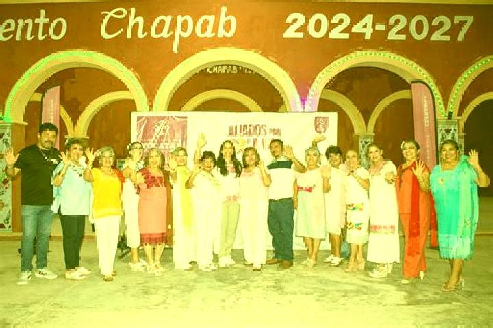 Ella, 22 — Escort in Chapab, Mexico