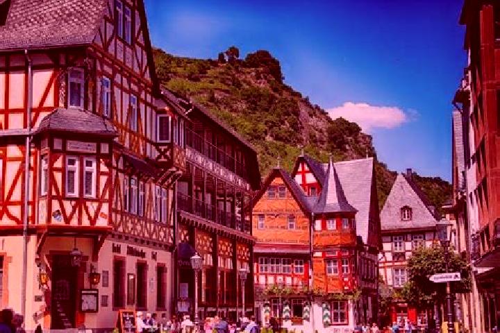 Ella, 22 — Escort in Greffern, Germany
