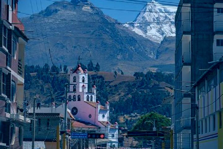 Ella, 22 — Escort in Huaylas, Peru