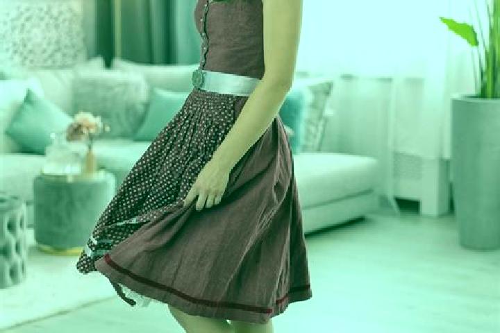 Ella, 22 — Escort in Luegde, Germany