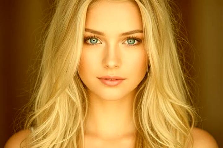 Ella, 23, a blonde dark-eyed mixed companion based in Cairo Montenotte. Offering Dinner Date, GFE, 69, Duos. Available for incall and outcall, overnight book...