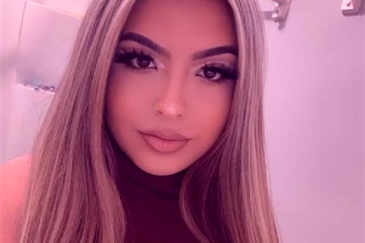 Ella, 23, a blonde grey-eyed latina companion based in Radovljica. Offering Striptease, Erotic Massage, Domination, A-Level, Roleplay. Available for incall a...