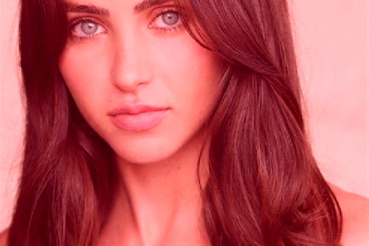 Ella, 23, a brunette brown-eyed latina companion based in Paris 11e Arrondissement. Offering Travel Companion, Overnight, Roleplay. Available for incall and ...