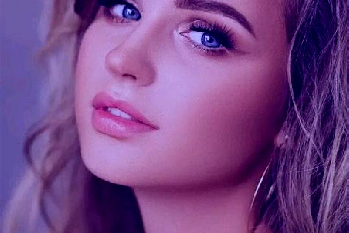 Ella, 23, a dark blonde blue-eyed mediterranean companion based in Liuhuang. Offering Deep French Kissing, Erotic Massage, Fetish. Available for incall and o...