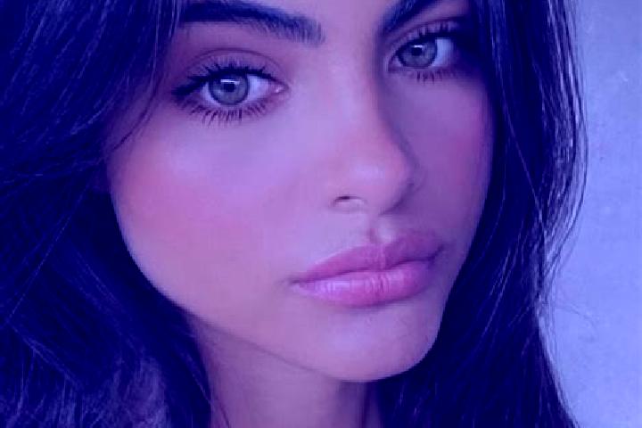 Ella, 23, a dark blonde dark-eyed indian companion based in Mungkin. Offering Domination, OWO, Dinner Date, Party Girl. Available for incall and outcall, day...
