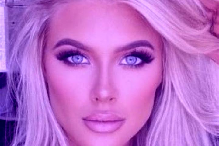 Ella, 23, a platinum blonde amber-eyed ebony companion based in Hamura. Offering Tantra, 69, Fetish, Couples, A-Level. Available for incall and outcall, over...