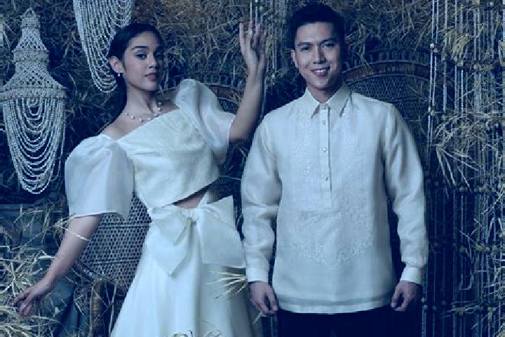 Ella, 23 — Escort in Barong, Philippines