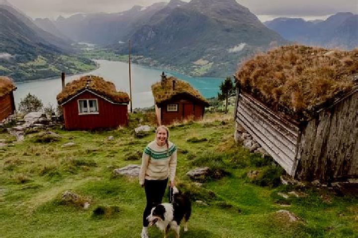 Ella, 23 — Escort in Justvik, Norway