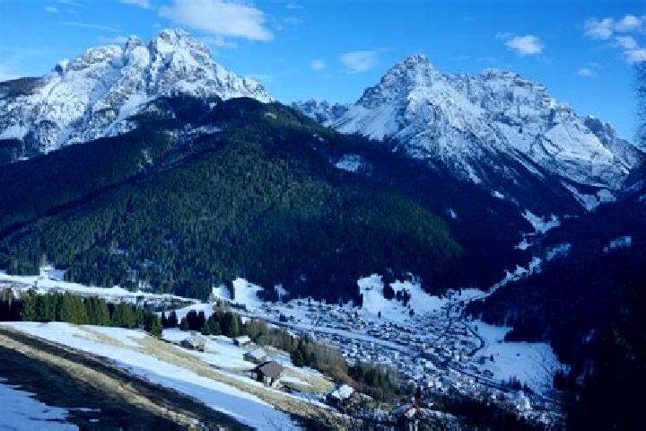 Ella, 23 — Escort in Lorenzago di Cadore, Italy