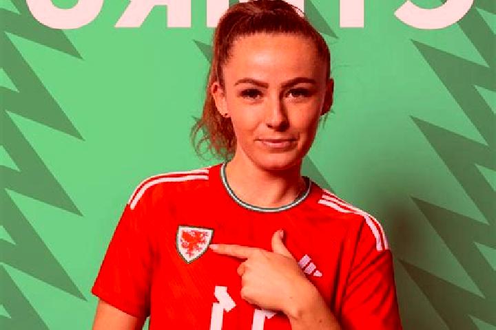 Ella, 23 — Escort in Olym, Russia
