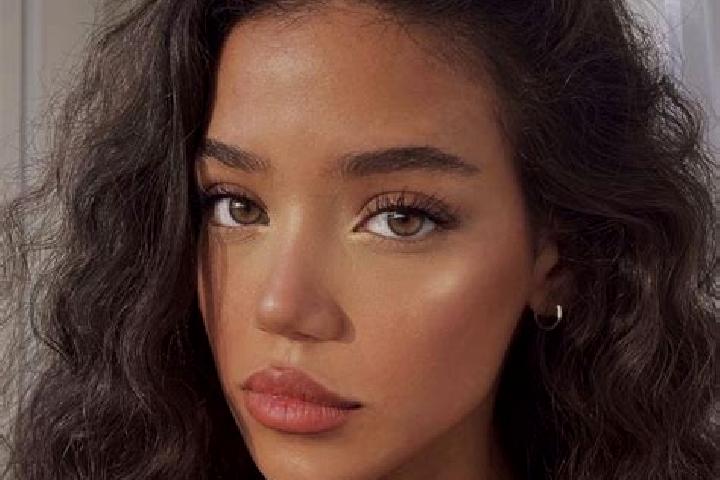Ella, 24, a black brown-eyed mediterranean companion based in Thusis. Offering Domination, Couples. Available for incall and outcall, overnight bookings avai...
