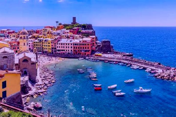 Ella, 24 — Escort in Diano d Alba, Italy