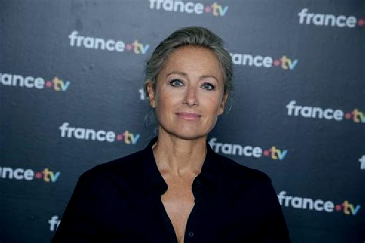 Ella, 24 — Escort in La Fresnais, France