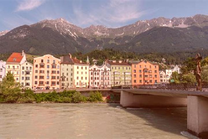 Ella, 24 — Escort in Mitterberghuetten, Austria