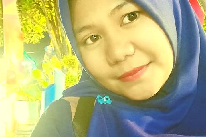 Ella, 24 — Escort in Sukamara, Indonesia