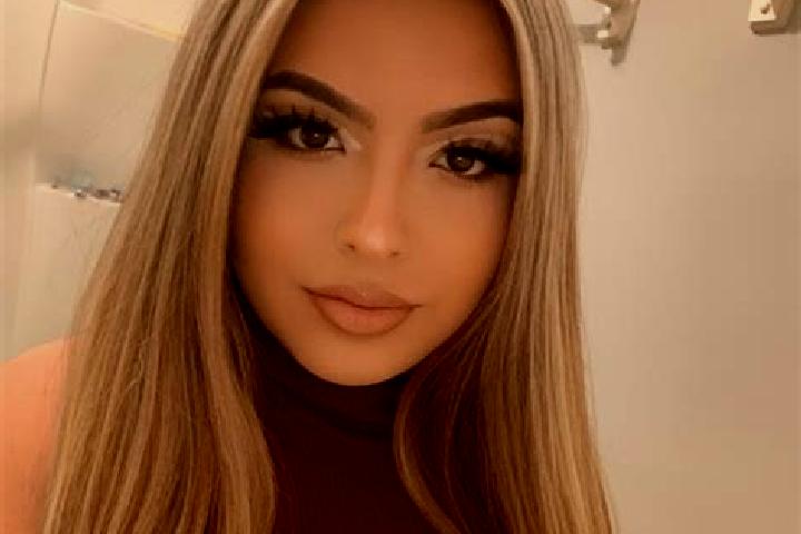Ella, 25, a blonde amber-eyed latina companion based in Poronaysk. Offering Tantra, Striptease, Massage, Prostate Massage. Available for incall and outcall, ...