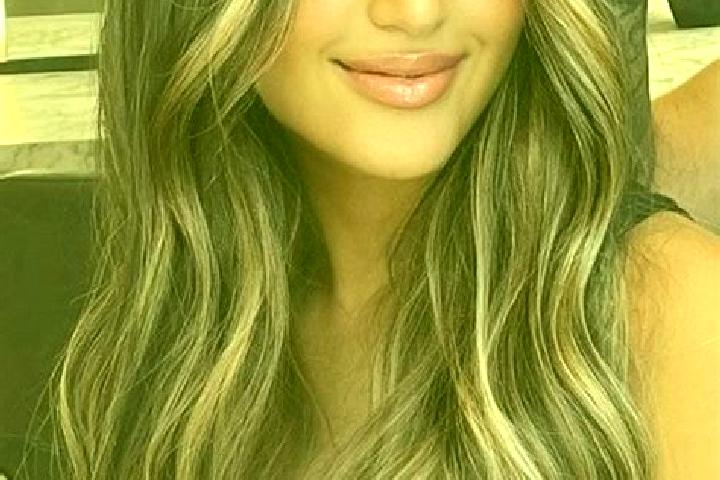 Ella, 25, a dark blonde brown-eyed middle eastern companion based in Grandson. Offering Party Girl, CIM, Striptease, Erotic Massage. Available for incall and...