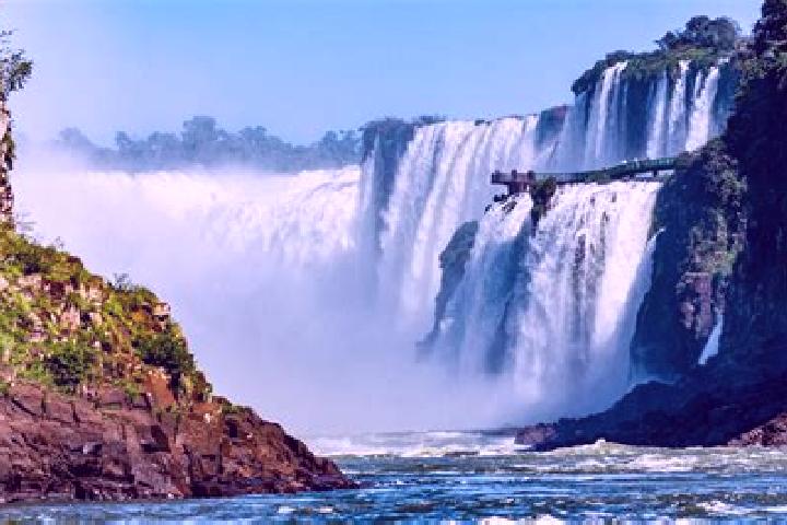 Ella, 25 — Escort in Boa Esperanca do Iguacu, Brazil