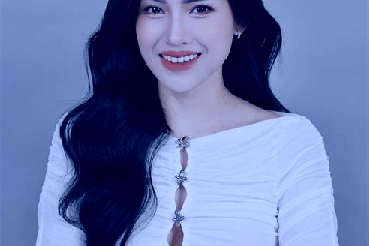 Ella, 25 — Escort in Gio Linh, Vietnam