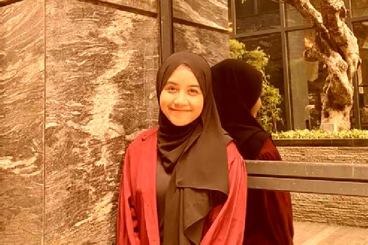 Ella, 25 — Escort in Kenali, Indonesia