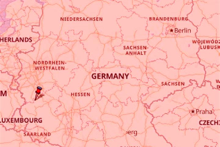 Ella, 25 — Escort in Vippachedelhausen, Germany