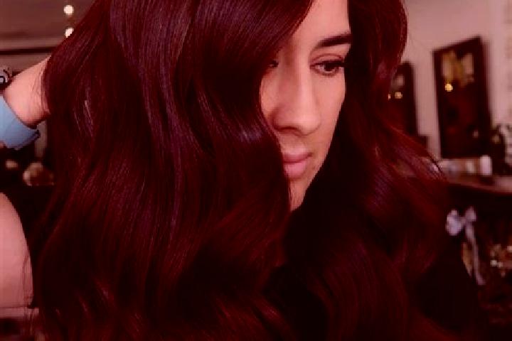 Ella, 26, a auburn dark-eyed mixed companion based in Jinji. Offering Massage, CIM, Fetish. Available for incall and outcall, day and evening dates.
