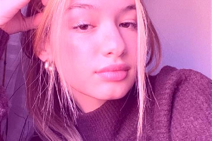 Ella, 26, a blonde brown-eyed ebony companion based in Asturias. Offering Couples, CIM, Fetish, A-Level, OWO. Available for incall and outcall, day and eveni...