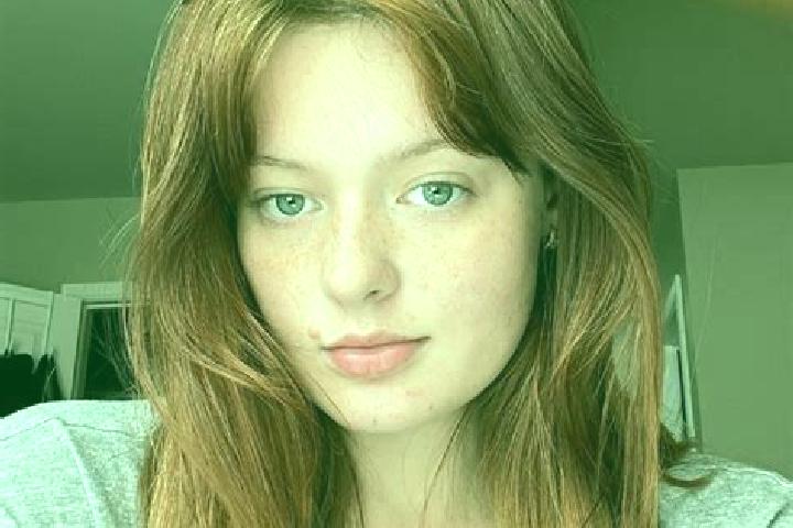 Ella, 26, a chestnut grey-eyed mixed companion based in Serintepe. Offering Domination, Tantra, Duos, Party Girl. Available for incall and outcall, overnight...