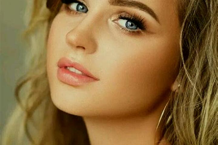 Ella, 26, a dark blonde blue-eyed middle eastern companion based in Berry Mills Heights. Offering Couples, Prostate Massage, Party Girl. Available for incall...