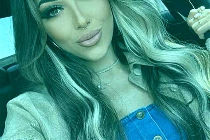 Ella, 26, a dark blonde brown-eyed middle eastern companion based in Aguiar. Offering BDSM, Prostate Massage, Domination. Available for incall and outcall, o...