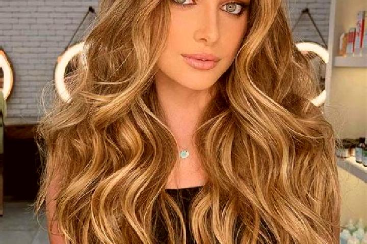 Ella, 26, a dark blonde brown-eyed middle eastern companion based in Bellbrae. Offering Travel Companion, Dinner Date, A-Level. Available for incall and outc...